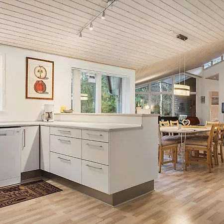 0350-romo-regnspoven-14 * Molby