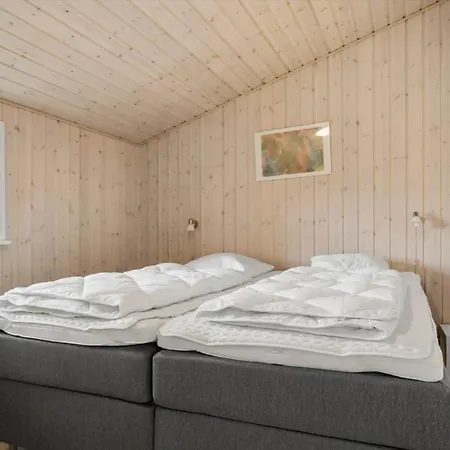 0350-romo-regnspoven-14 Molby